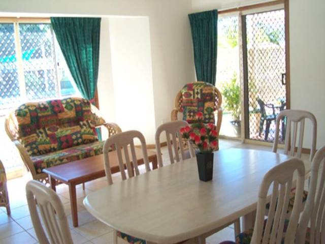 Island Breeze Picture 3