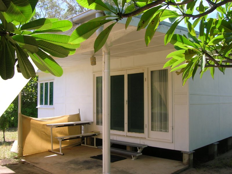 Minutes to Horseshoe Bay Beach front Picture 1