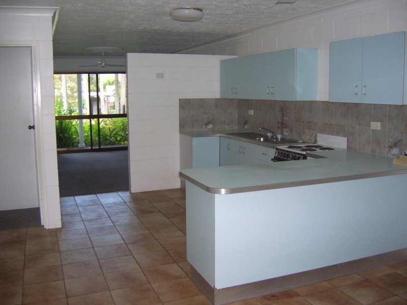 Quiet
Court & handy location Picture 2