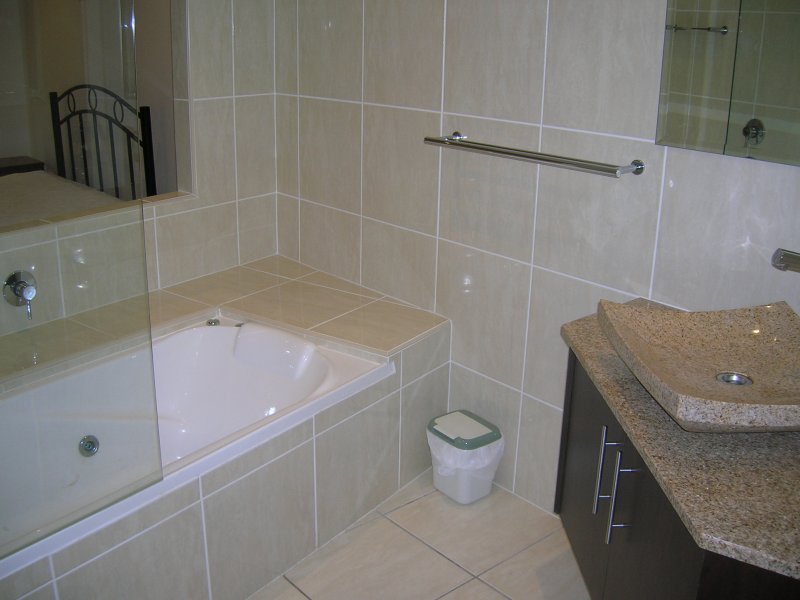 Modern 3 bedroom Fully Furnished Townhouse Picture Modern 3 bedroom Fully Furnished Townhouse Picture