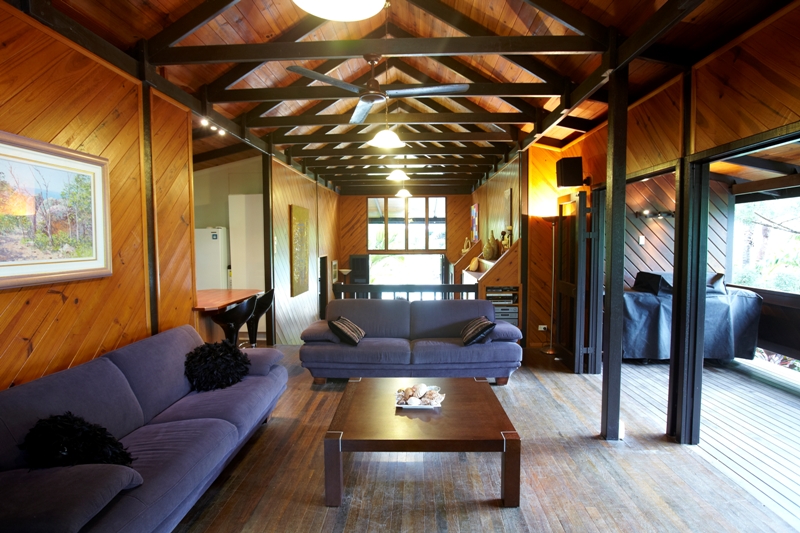 PRICE REDUCED - GREAT VALUE IN A GREAT LOCATION Picture 2