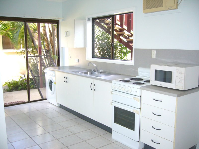 1 Street from Picnic Bay Beach Picture 2