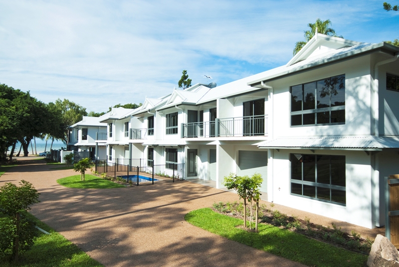 Exciting New Beachfront Townhouses in Beautiful Arcadia Picture 2