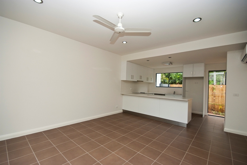 Exciting New Beachfront Townhouses in Beautiful Arcadia Picture 3