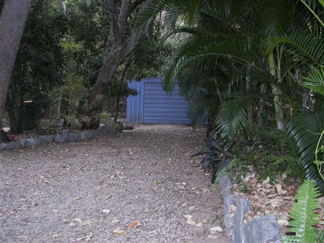 National Park at rear
,
Walk to Beach
, Quiet and Convienient Picture 3