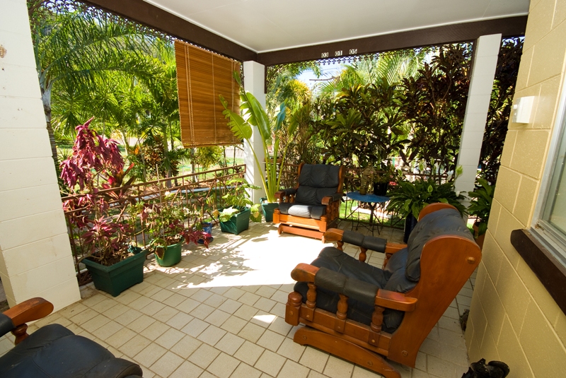 ALL THE HARD WORK DONE !
GREAT NEIGHBOURHOOD IN NELLY BAY
! Picture 3