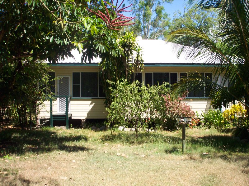 2 Bedroom unit close to Picnic Bay Beachfront Picture 1