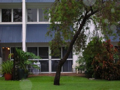 Sound Investment in Paradise !!
40 Mtrs to Nelly Bay Beach !!
Great Swimming Pool !! Picture