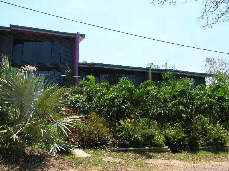 Spacious/Stylish/Modern Picture 1