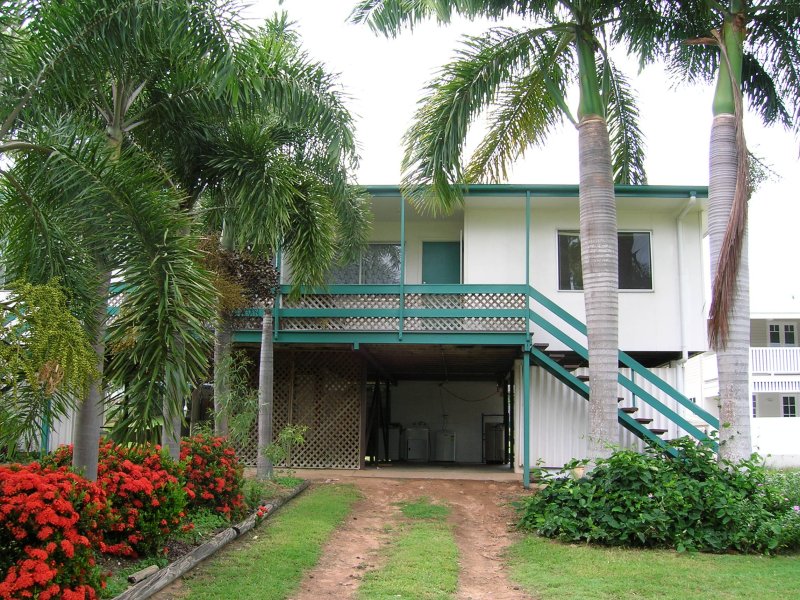 Newly Renovated 2 bedroom Unit in Picnic Bay Picture 1