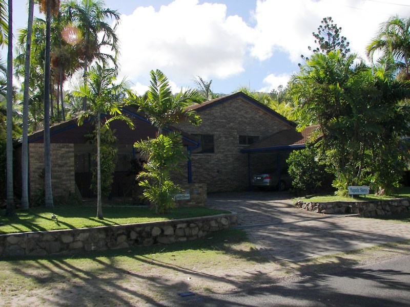 Superb Location- Opposite Beautiful Alma Bay
in Arcadia Picture 2