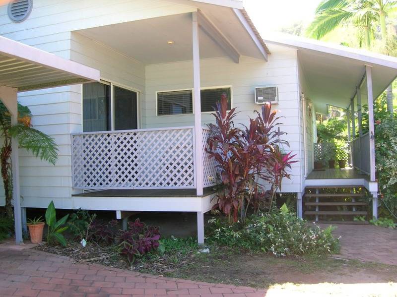 Quality Home in Nelly Bay Picture 1