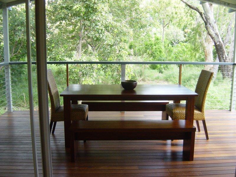 18 Yates Street, Nelly Bay Picture 1