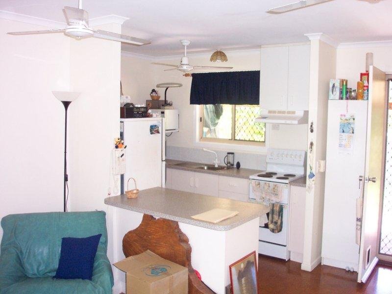 2 Pietro Court, Horseshoe Bay Picture 2