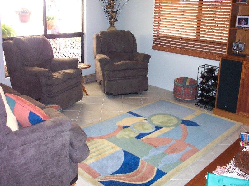 LIVE IN ONE & RENT THE OTHER Picture 2