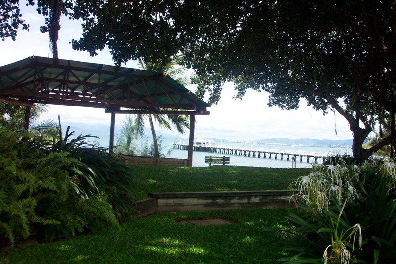 Unit 3 Picnic Bay Apartments Picture 2