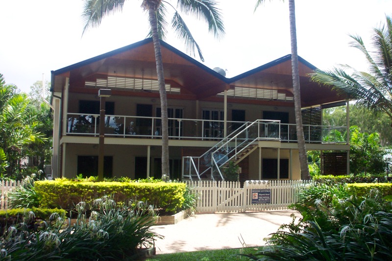 Unit 3 Picnic Bay Apartments Picture 1