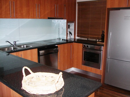 Picnic Bay Apartments Unit 4 Picture 2