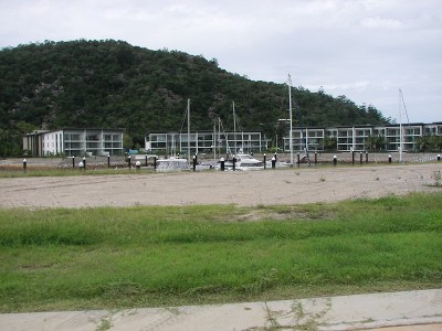 Absolute water frontage ! Picture