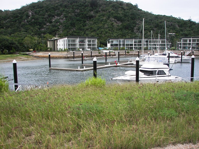 Absolute water frontage ! Picture 3