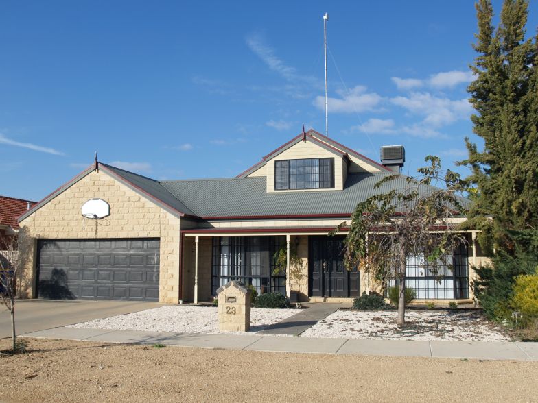 The Perfect Package Picture 1