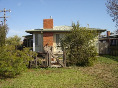 WELL MAINTAINED Picture