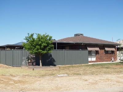 Indoor & Outdoor Living Picture