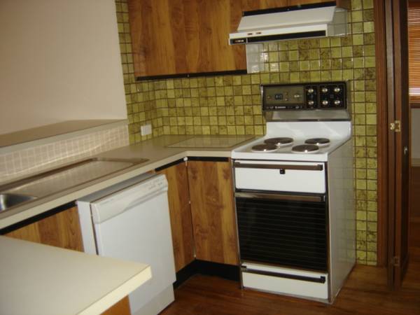 PLENTY OF SPACE Picture 2