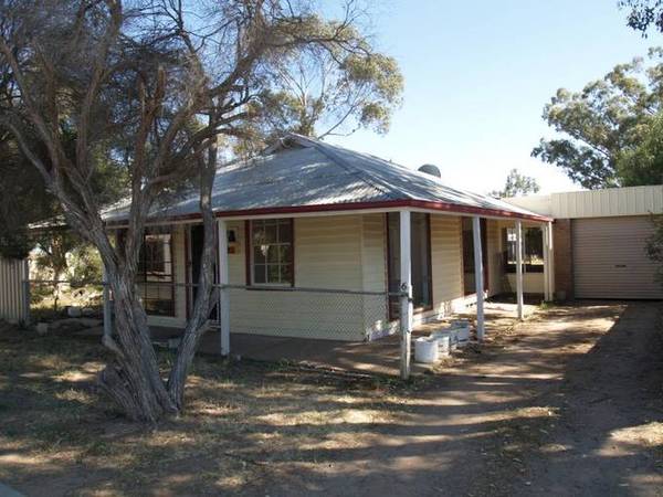 Katunga Cottage Picture 1