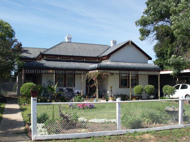 Stylish Period Home Picture 1