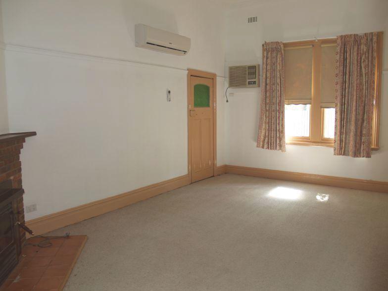 Stylish Period Home Picture 3