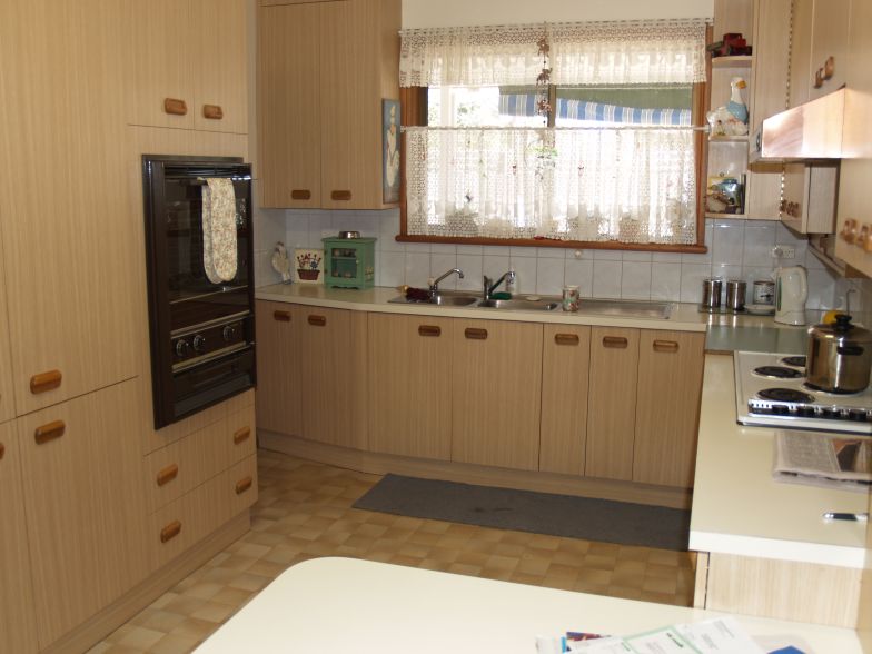 CLOSE TO SPORTING FACILITIES Picture CLOSE TO SPORTING FACILITIES Picture