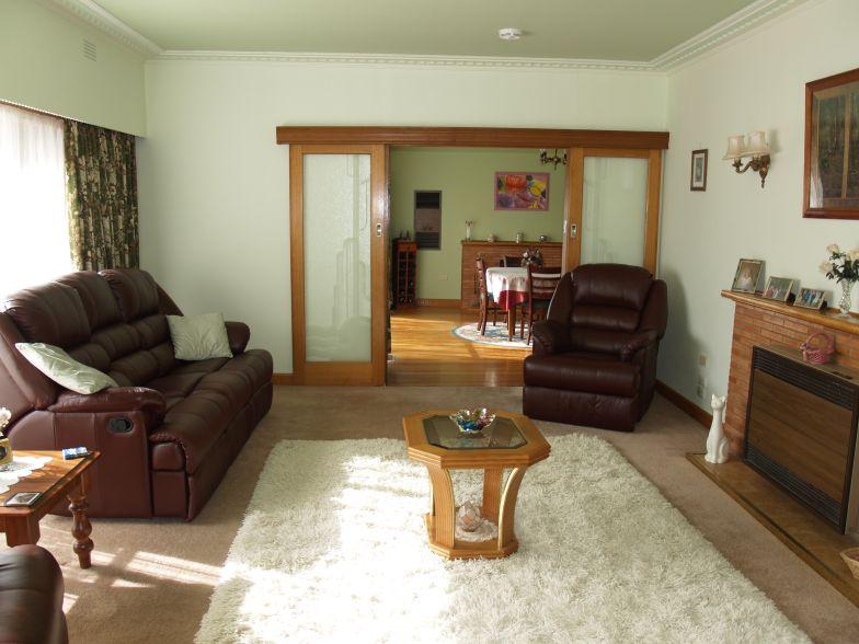 Position & Style Picture 2