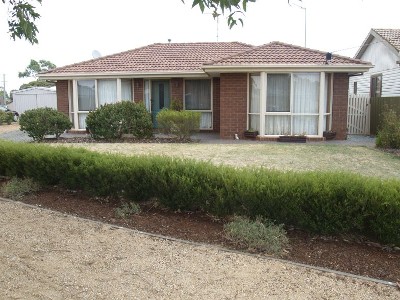 Affordable Brick Veneer Home Picture