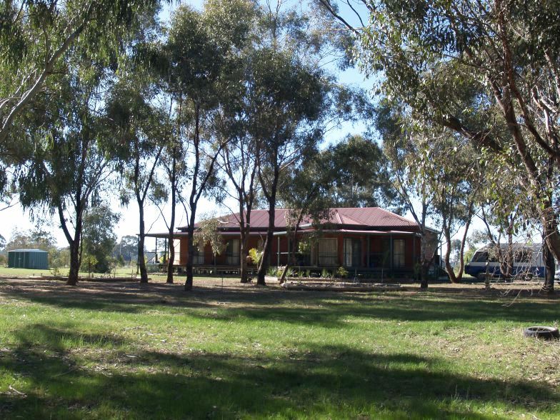 Creek Frontage Picture 1