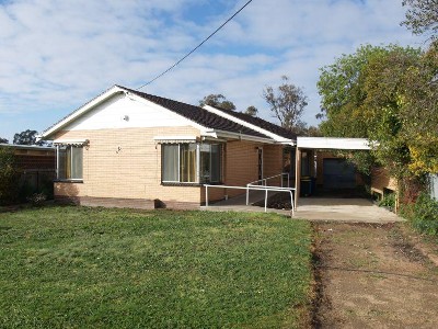 Golfers & Bowlers Picture