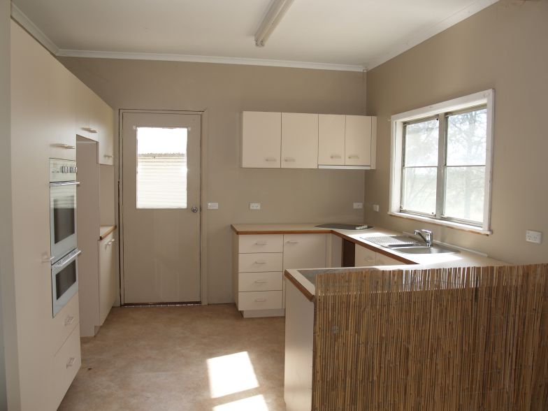 FARM HOUSE Picture 2