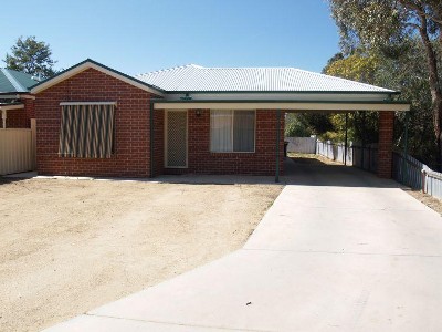 Stylish Townhouse Picture Stylish Townhouse Picture