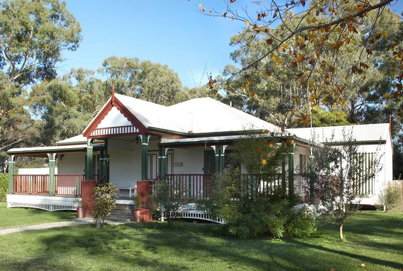 Postcard Type Property Picture 1