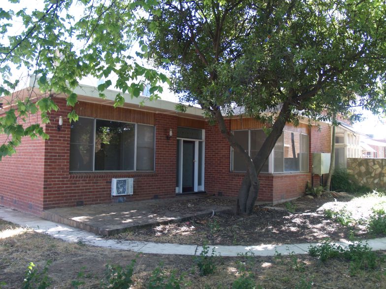 Prominent Commercial Premises Picture 2