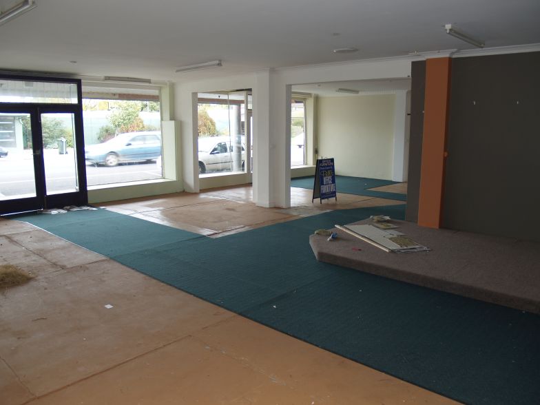 Vacant Freehold Picture 2