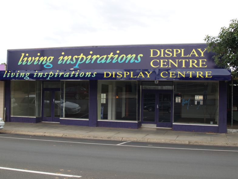 Vacant Freehold Picture 1