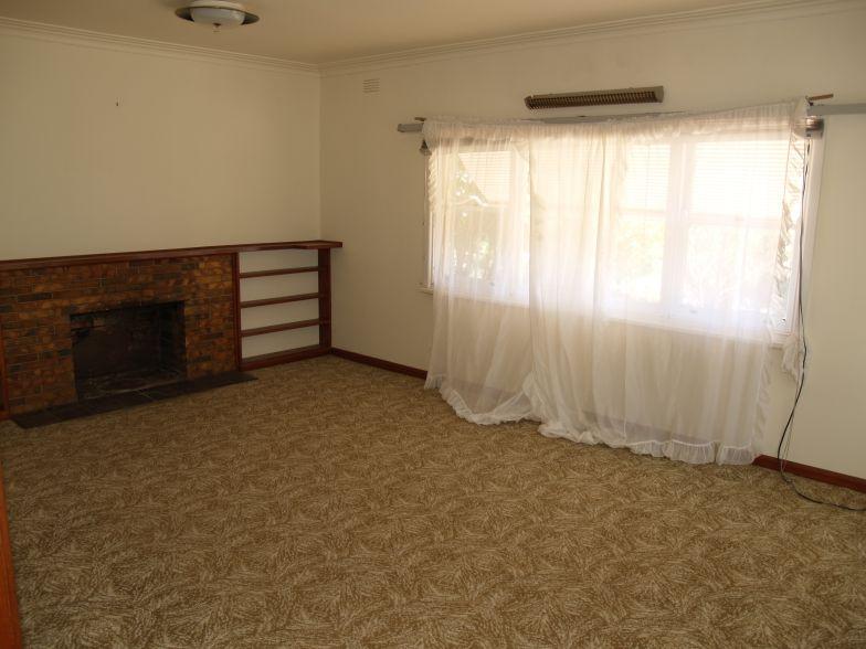 Central Position Picture 2