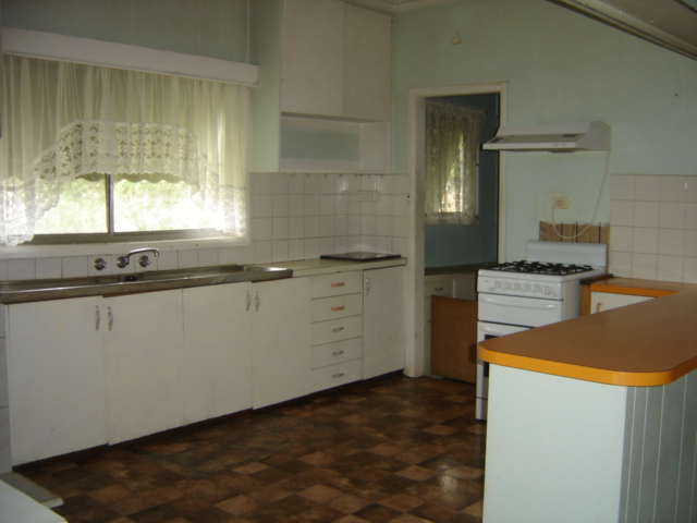 FARM HOUSE Picture 3