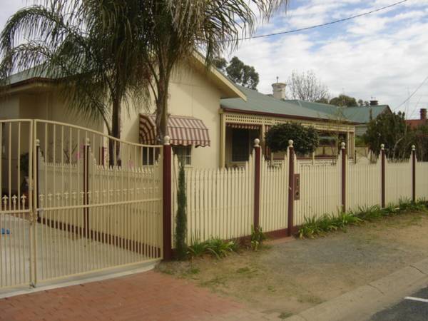Central Numurkah Picture 1