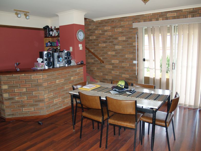 Unique Townhouse Picture 3