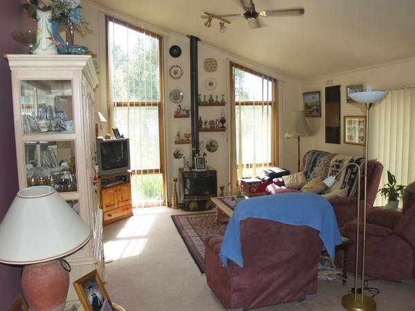 Family Home Picture 3