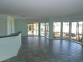 HUGE LIVING AREA Picture