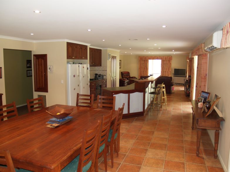 Outstanding Family Farmlet Picture 2