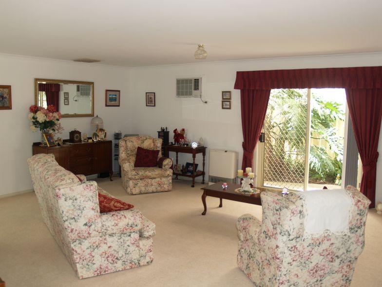 Pretty As A Picture Picture 2